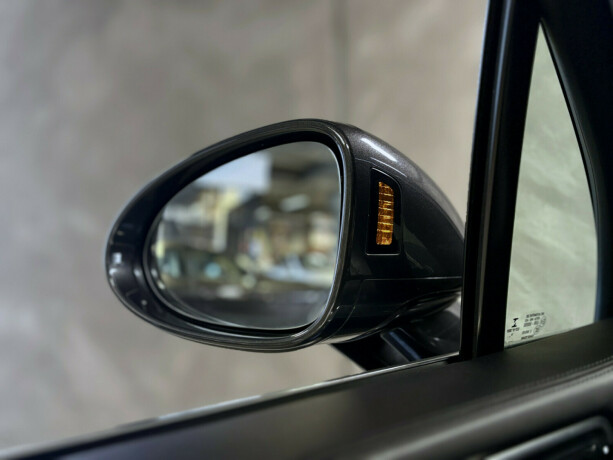 porsche-macan-diesel-2017-big-30