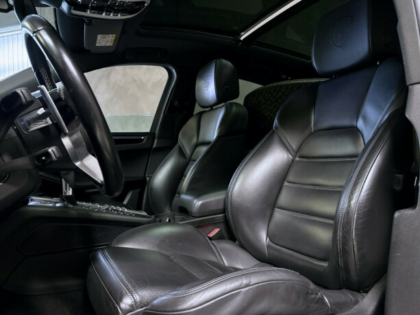 porsche-macan-diesel-2017-big-2