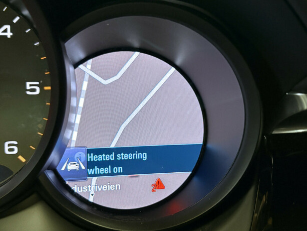 porsche-macan-diesel-2017-big-23