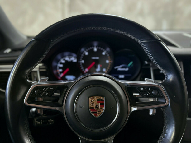 porsche-macan-diesel-2017-big-20