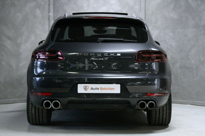 porsche-macan-diesel-2017-big-39