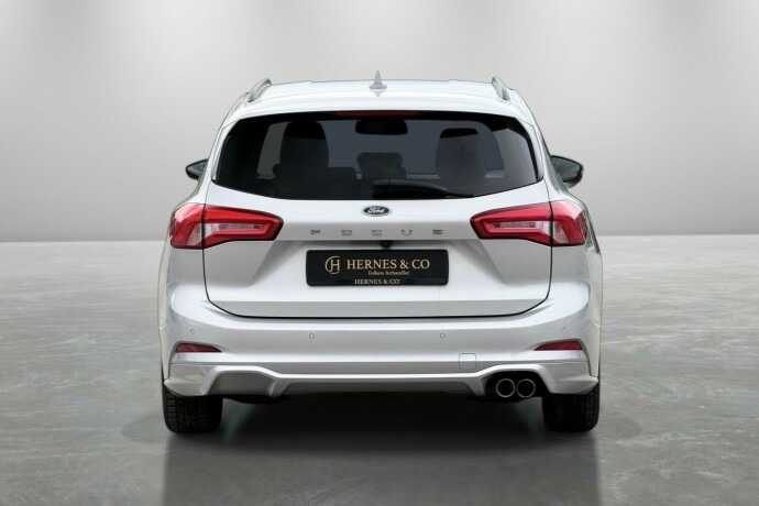 ford-focus-bensin-2019-big-6