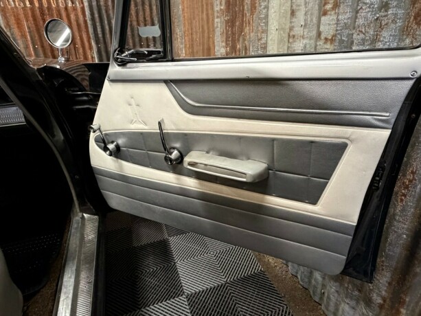 plymouth-andre-bensin-1961-big-30