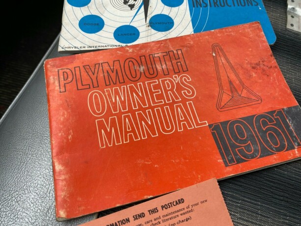 plymouth-andre-bensin-1961-big-54