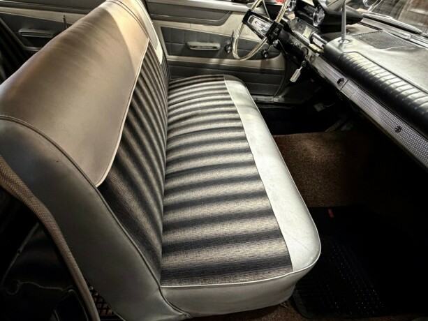 plymouth-andre-bensin-1961-big-28