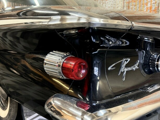 plymouth-andre-bensin-1961-big-20