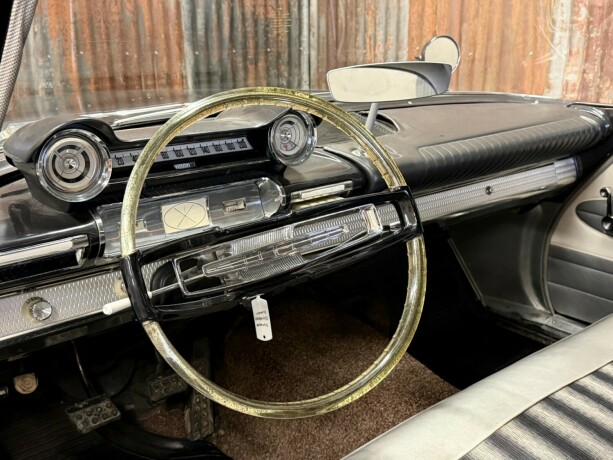 plymouth-andre-bensin-1961-big-23