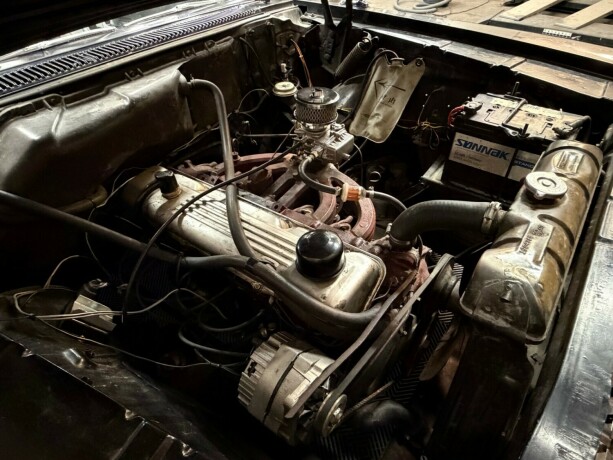 plymouth-andre-bensin-1961-big-45