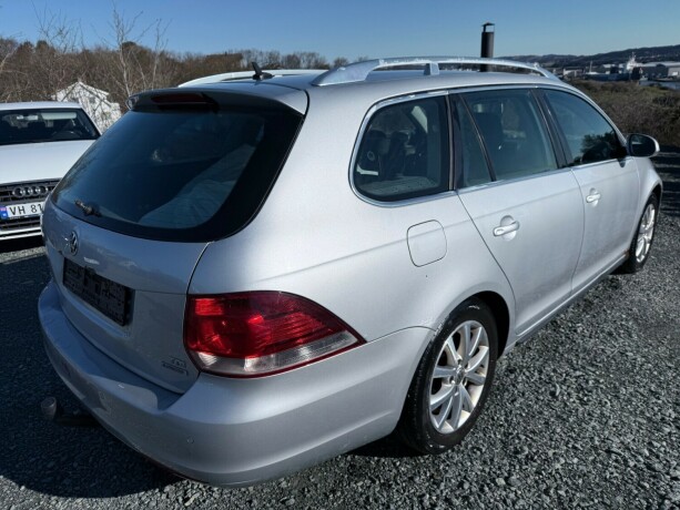 volkswagen-golf-diesel-2010-big-6