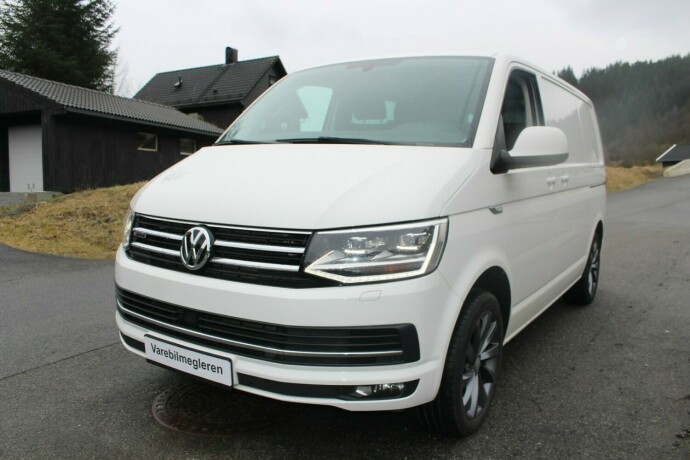 volkswagen-transporter-diesel-2017-big-1