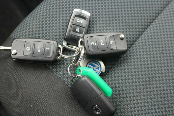 volkswagen-transporter-diesel-2017-big-26