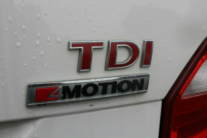 volkswagen-transporter-diesel-2017-big-6