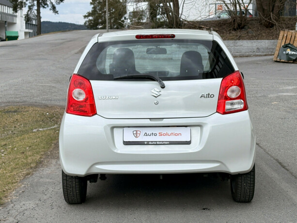 suzuki-alto-bensin-2010-big-3