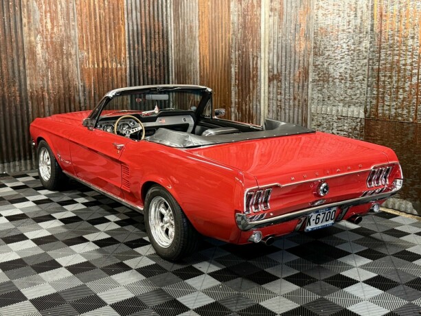 ford-mustang-bensin-1967-big-10