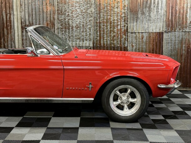 ford-mustang-bensin-1967-big-3