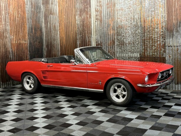 ford-mustang-bensin-1967-big-2