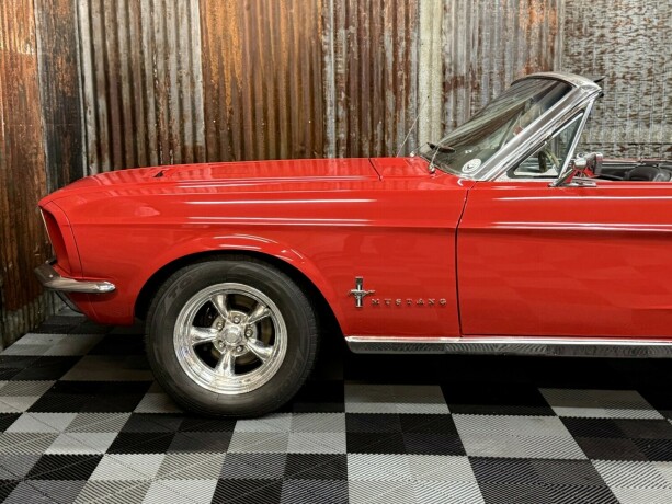 ford-mustang-bensin-1967-big-13