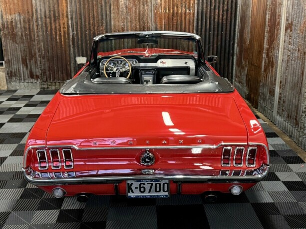 ford-mustang-bensin-1967-big-17