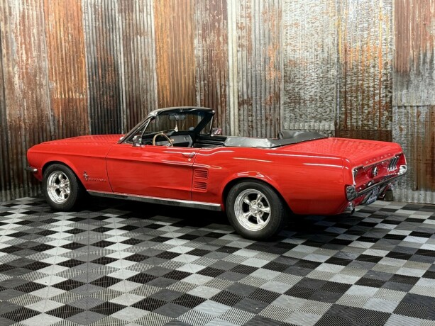 ford-mustang-bensin-1967-big-11