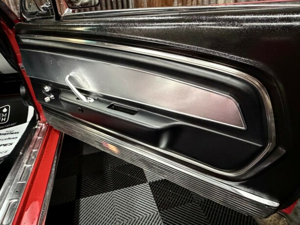 ford-mustang-bensin-1967-big-30