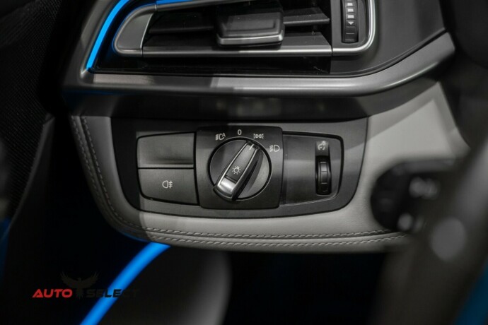 bmw-i8-elektrisitetbensin-2014-big-24