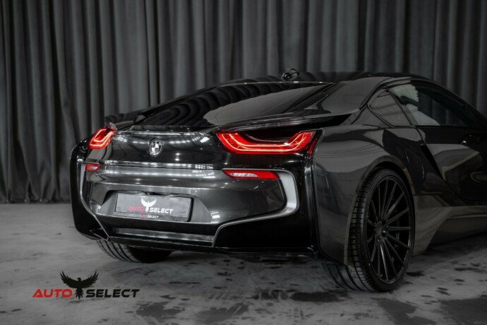 bmw-i8-elektrisitetbensin-2014-big-12