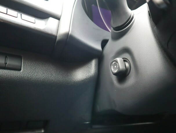 lexus-ux-elektrisitet-2021-big-23