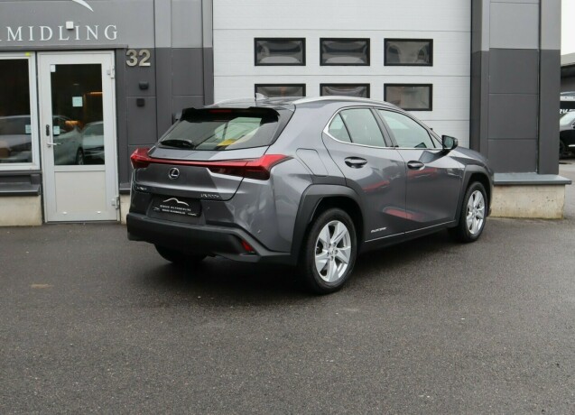 lexus-ux-elektrisitet-2021-big-1