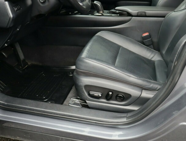 lexus-ux-elektrisitet-2021-big-11