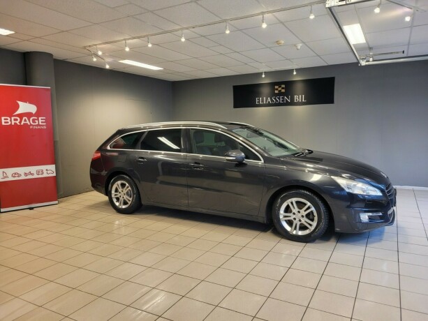 peugeot-508-diesel-2011-big-2