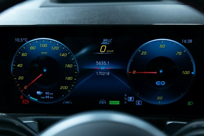 mercedes-benz-eqb-elektrisitet-2022-big-15