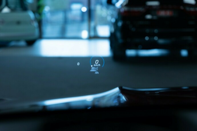 mercedes-benz-eqb-elektrisitet-2022-big-23