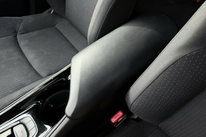 toyota-c-hr-elektrisitetbensin-2019-big-27