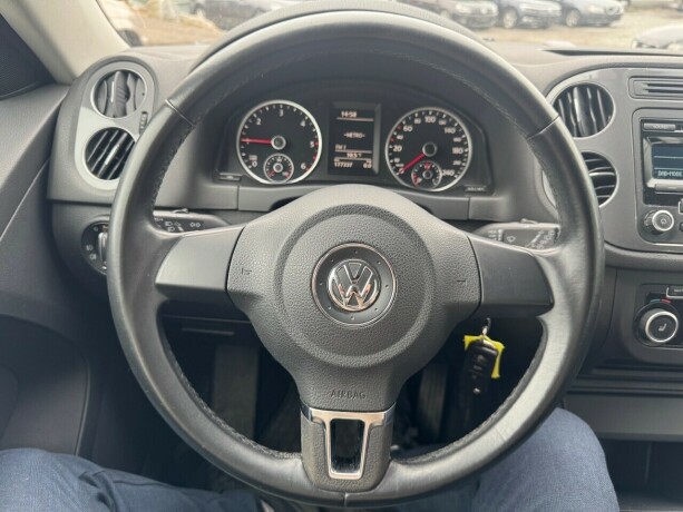 volkswagen-tiguan-diesel-2012-big-11