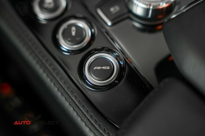 mercedes-benz-cls-bensin-2012-big-44