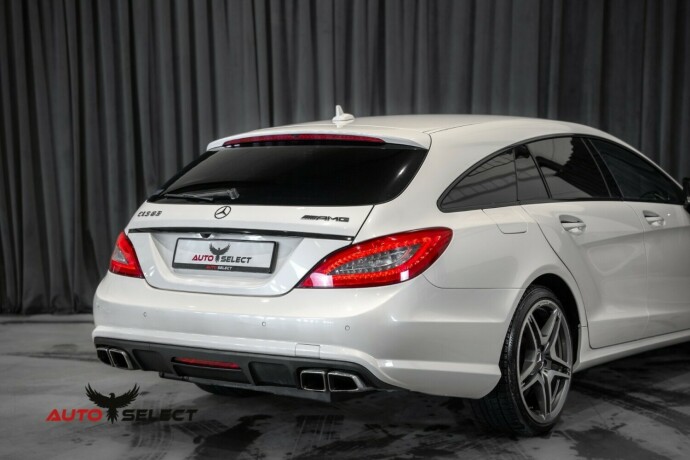 mercedes-benz-cls-bensin-2012-big-12