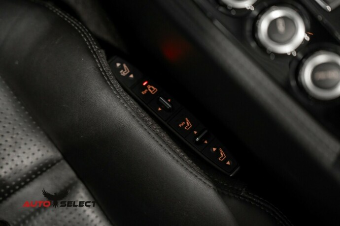 mercedes-benz-cls-bensin-2012-big-20