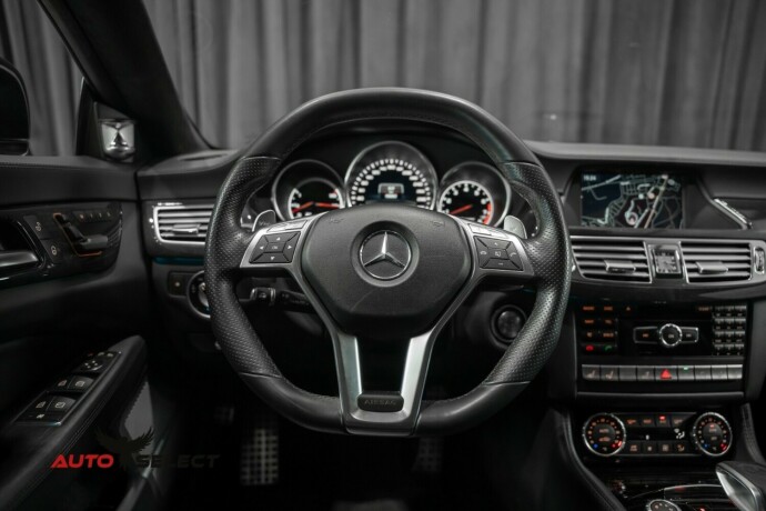 mercedes-benz-cls-bensin-2012-big-31