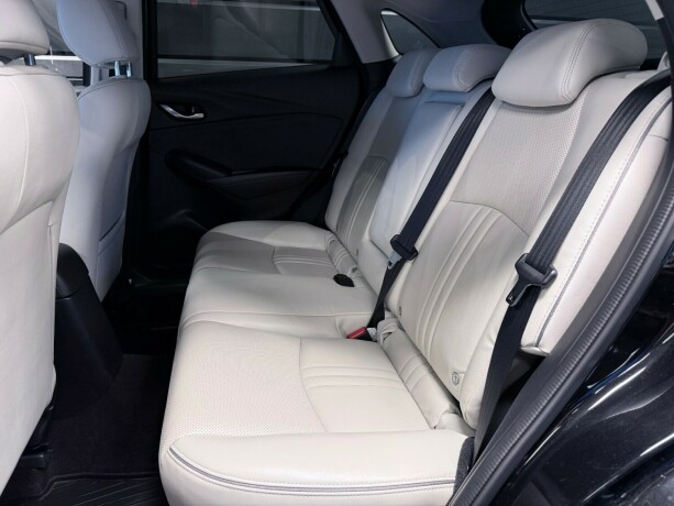 mazda-cx-3-bensin-2019-big-17