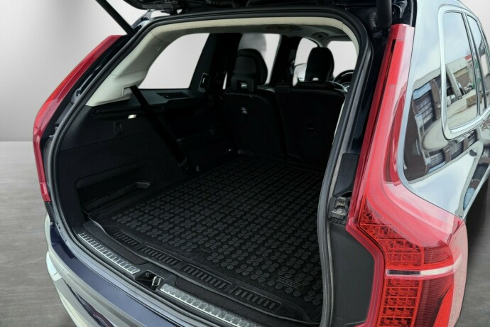 volvo-xc-90-elektrisitetbensin-2019-big-10