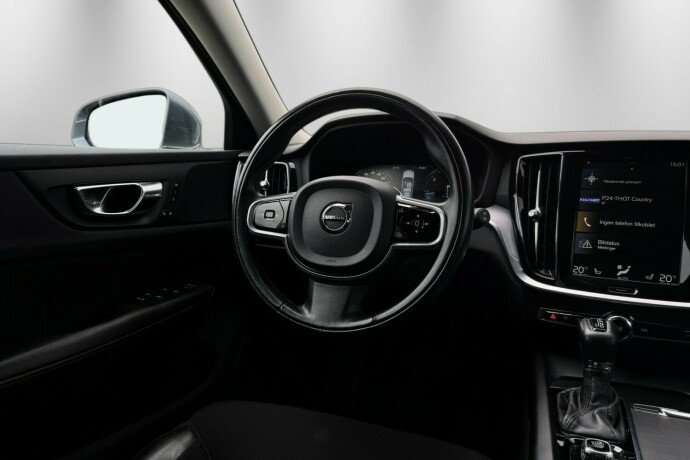 volvo-v60-diesel-2020-big-19