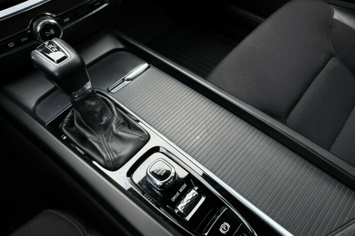 volvo-v60-diesel-2020-big-34