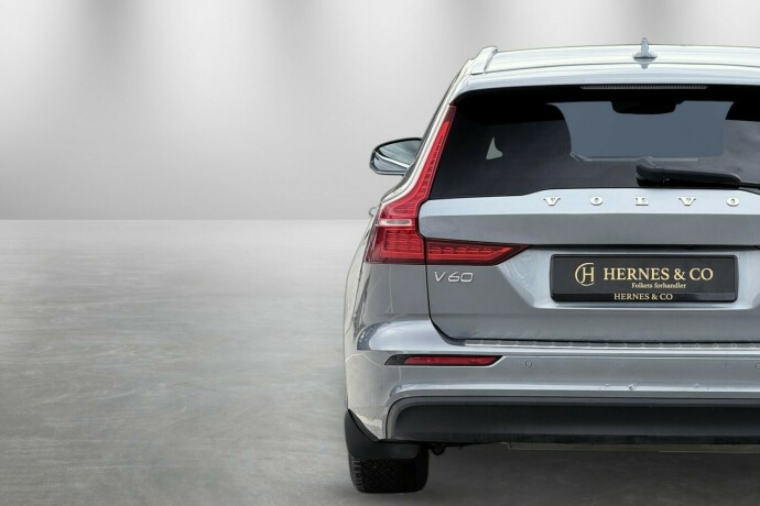 volvo-v60-diesel-2020-big-7