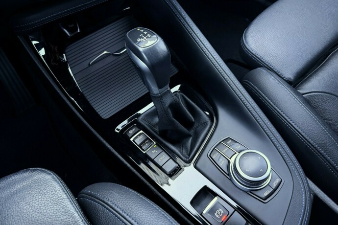 bmw-x1-elektrisitetbensin-2021-big-20