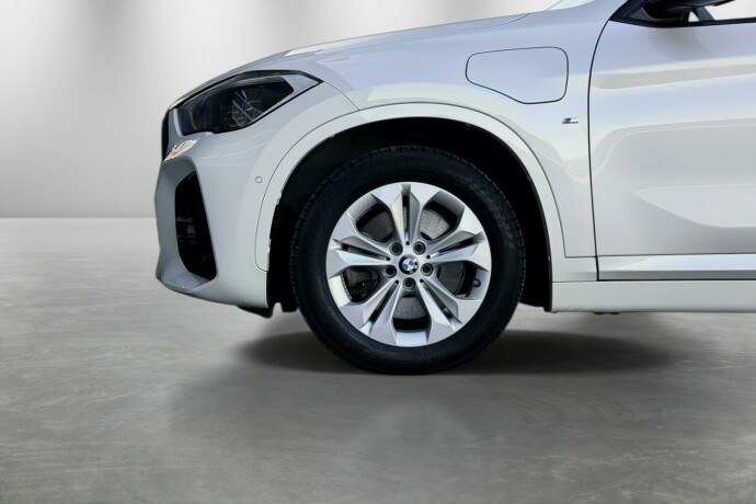 bmw-x1-elektrisitetbensin-2021-big-12