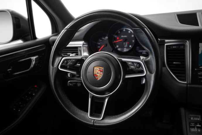 porsche-macan-bensin-2015-big-9