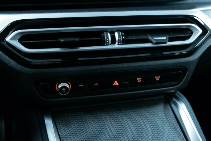 bmw-i4-elektrisitet-2022-big-22