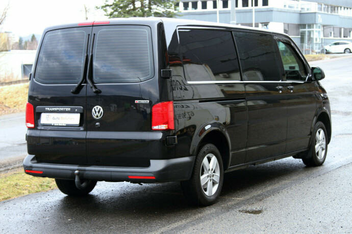 volkswagen-transporter-diesel-2021-big-1
