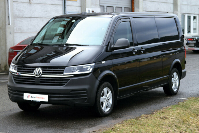 volkswagen-transporter-diesel-2021-big-0