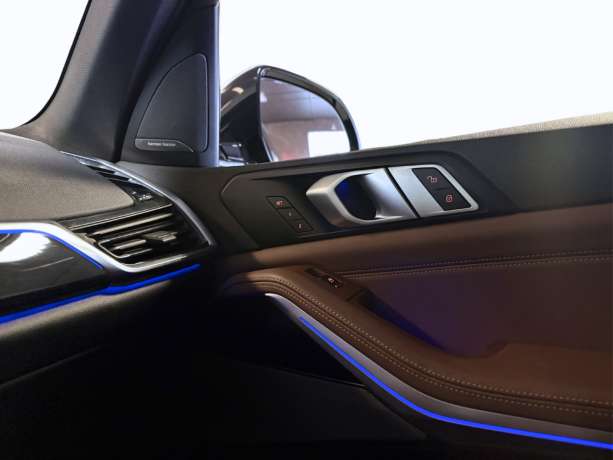 bmw-x5-diesel-2019-big-19